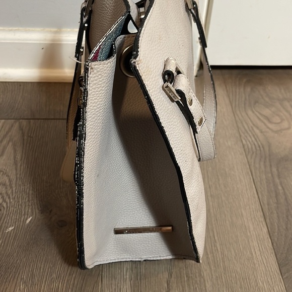 Steve Madden gently used light grey bag - Picture 3 of 12